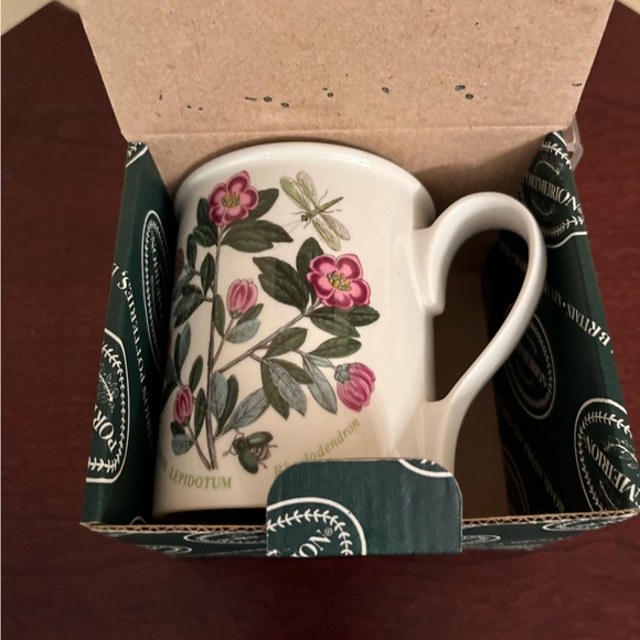 609. NWT VINTAGE PORTMEIRION BOTANIC GARDEN 1997 RHODODENDRON MUG - Picture 3 of 6